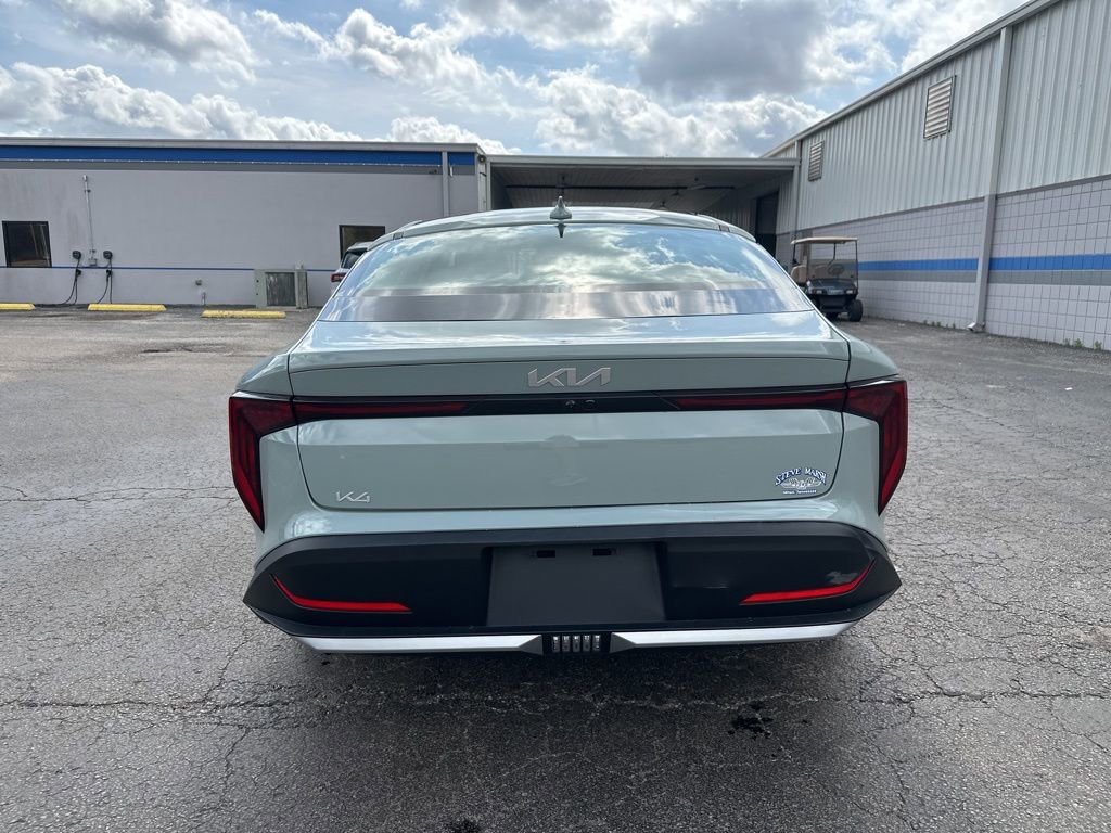 Used 2025 Kia K4 LXS image 4