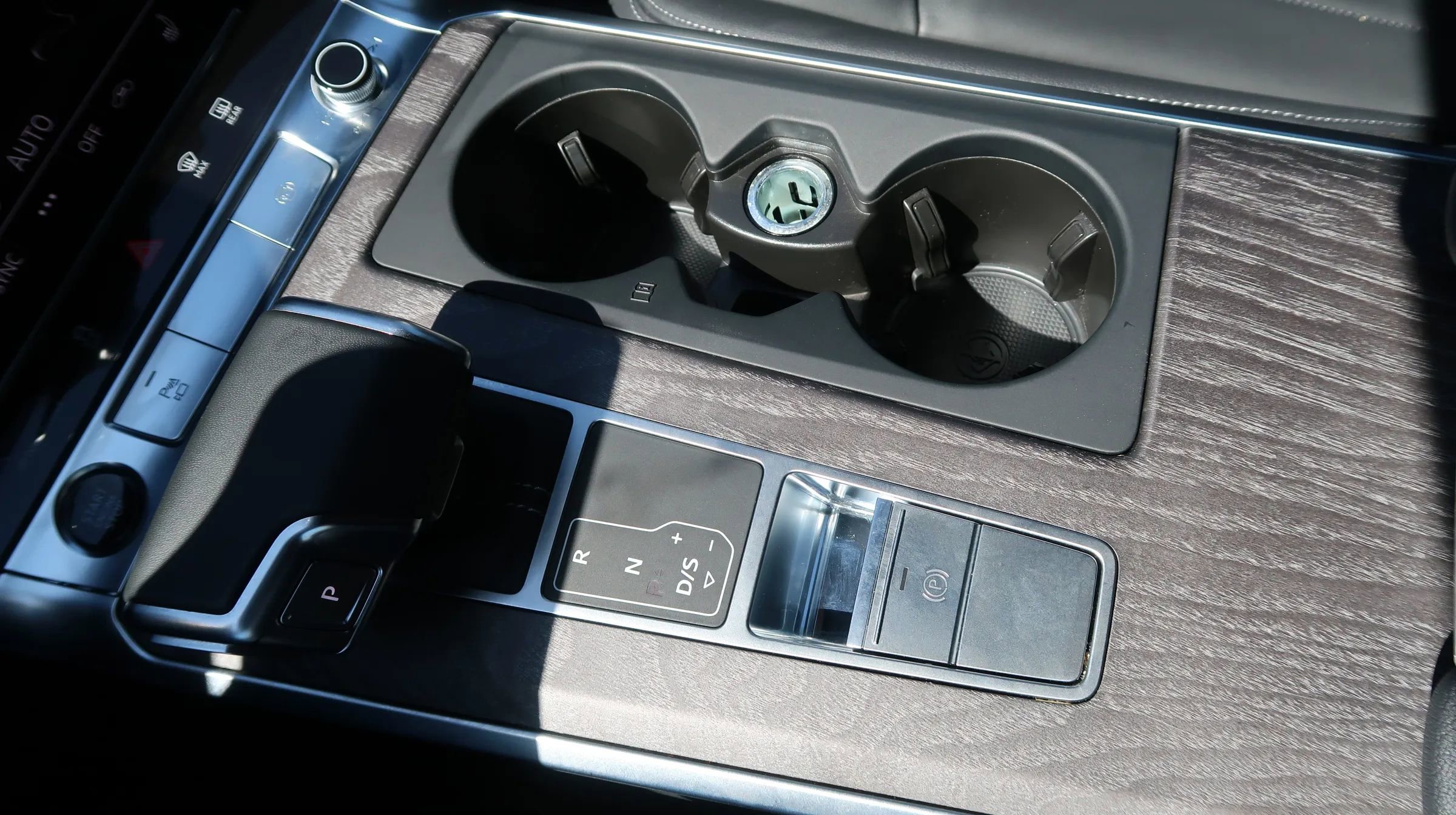 Used 2024 Audi A6 3.0T Premium image 30