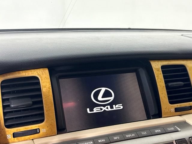 Used 2005 Lexus SC 430 Convertible RWD image 19