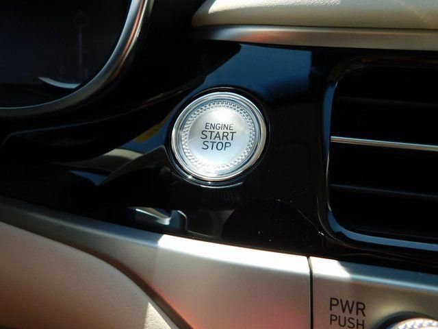 New 2026 Genesis G70 2.5T Prestige image 14