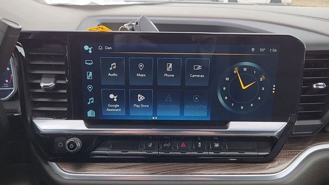 Used 2024 Chevrolet Silverado 2500 LT w/ Convenience Package image 14