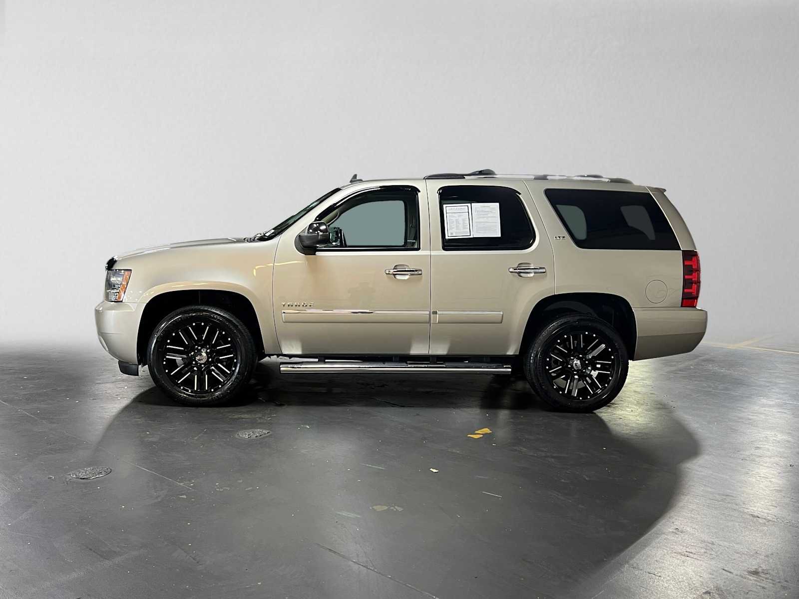 Used 2014 Chevrolet Tahoe LTZ AWD/4WD image 6