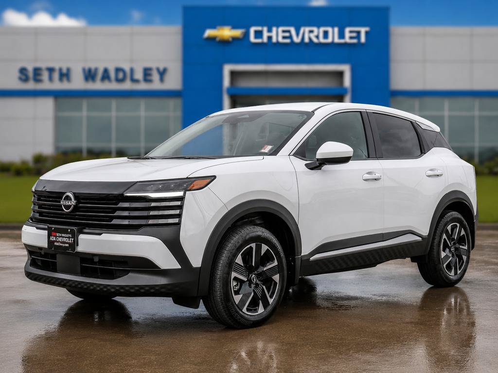 Used 2025 Nissan Kicks SV AWD/4WD image 3
