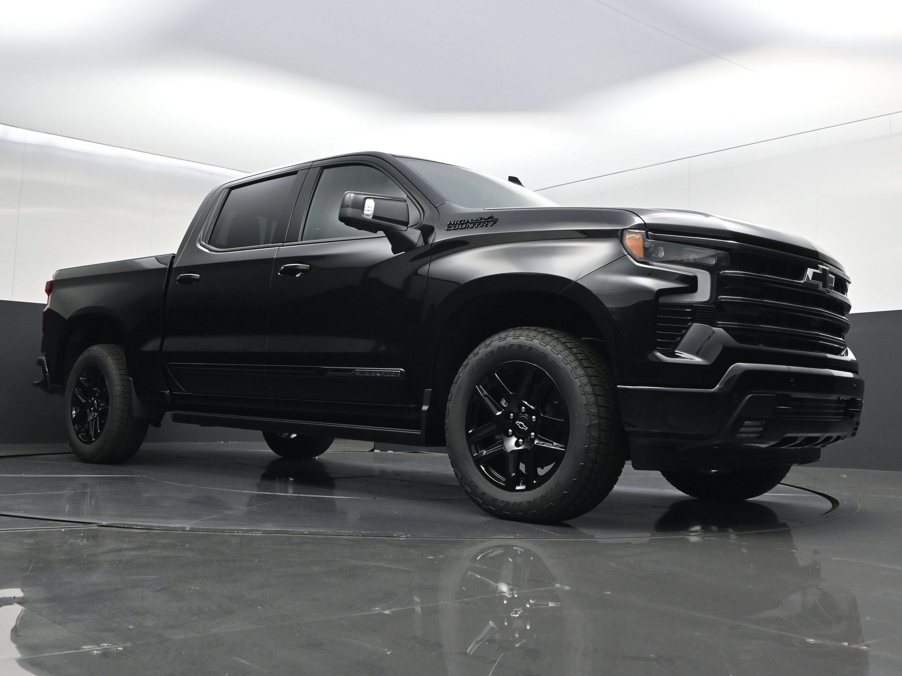 New 2026 Chevrolet Silverado 1500 High Country w/ Midnight Edition AWD/4WD image 44