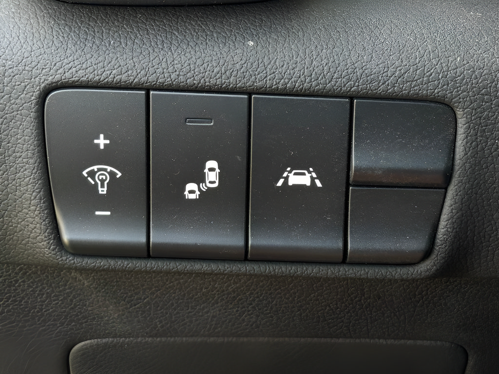 Used 2021 Kia Sportage S w/ S AWD Premium Package image 19