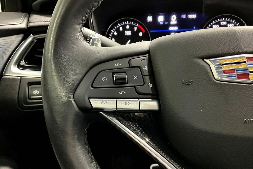 Used 2024 Cadillac XT6 Sport w/ Technology Package image 24