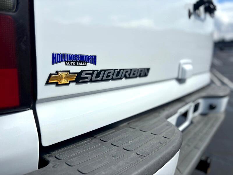 Used 2006 Chevrolet Suburban Z71 w/ Z71 Preferred Equipment Group image 10