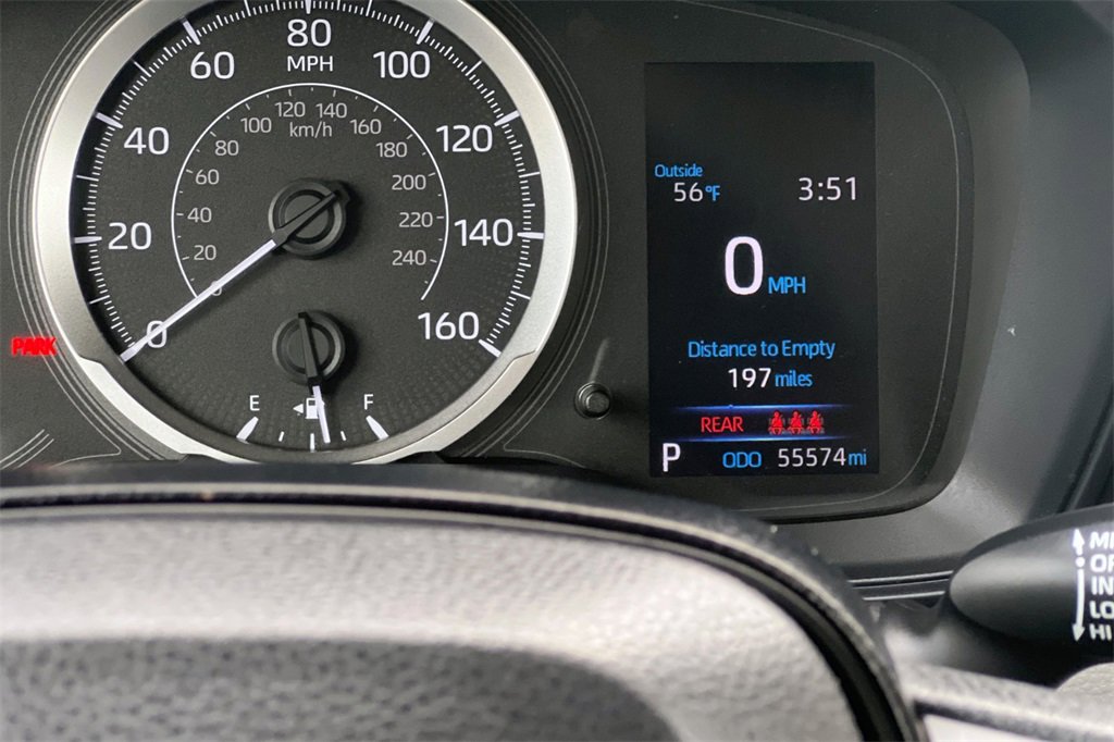 Used 2021 Toyota Corolla LE w/ Carpet Mat Package (TMS) image 27