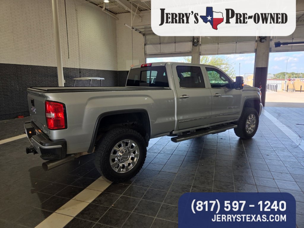 Used 2018 GMC Sierra 2500 Denali w/ Duramax Plus Package AWD/4WD image 5