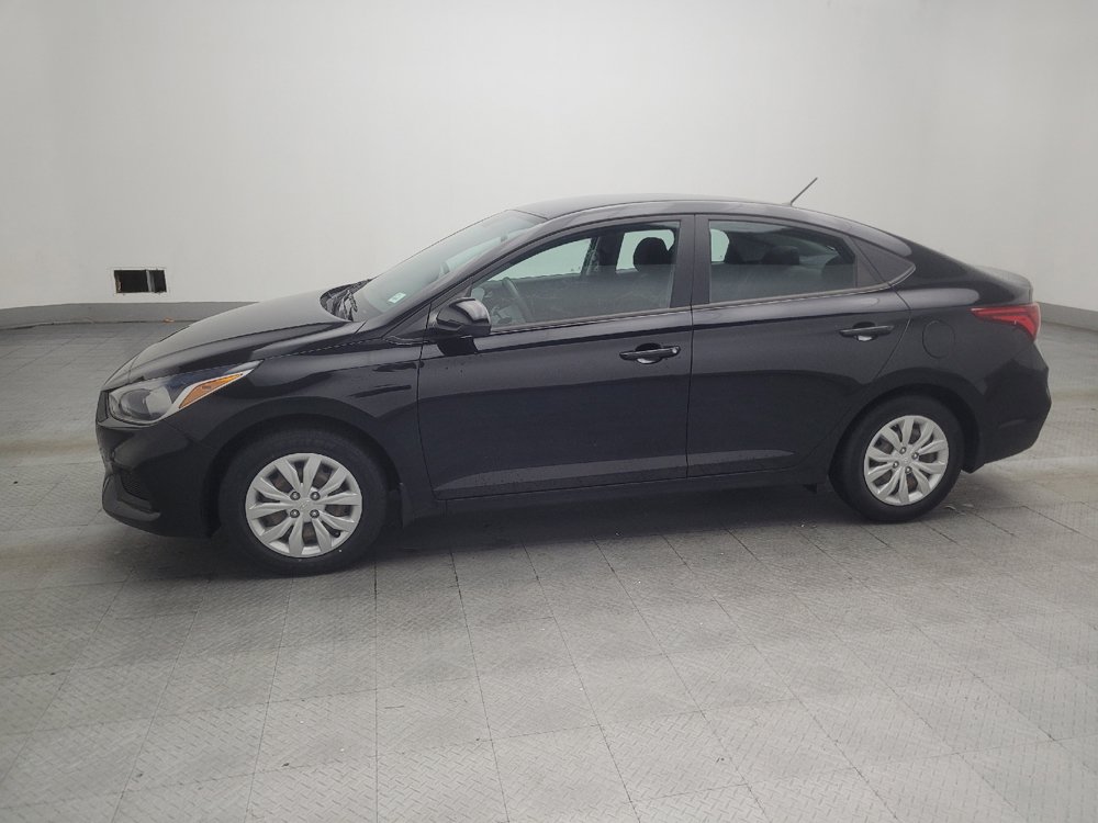 Used 2021 Hyundai Accent SE FWD image 2