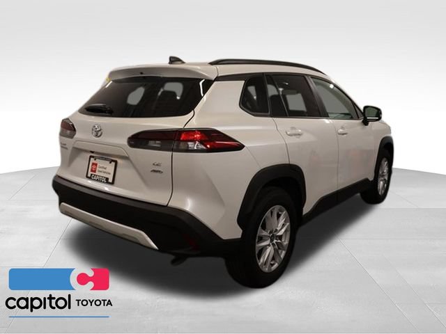 Certified 2026 Toyota Corolla Cross LE AWD/4WD image 3