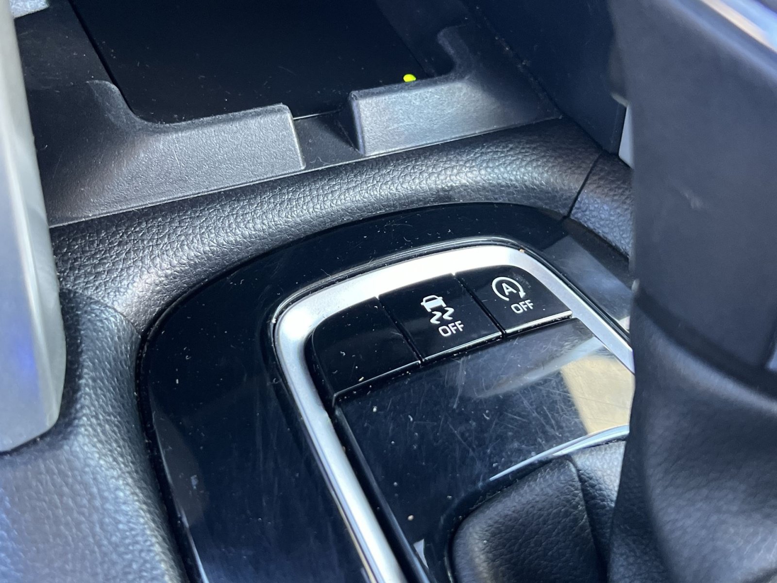 Used 2024 Toyota Corolla Cross LE FWD image 30