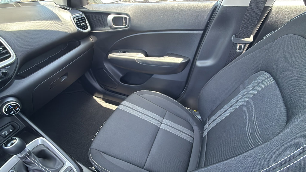 New 2026 Hyundai Venue SEL FWD image 13