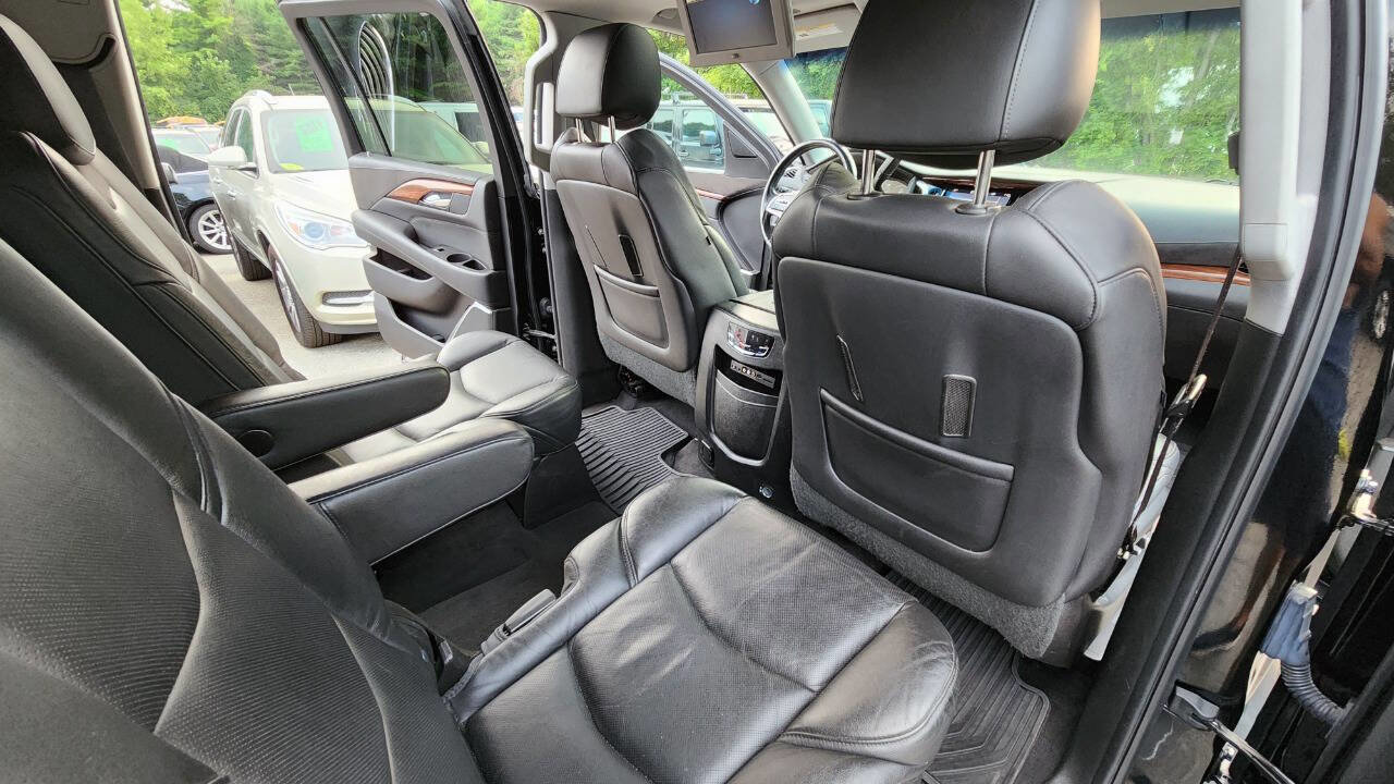 Used 2015 Cadillac Escalade ESV Luxury image 45