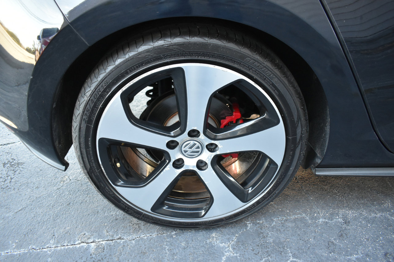 Used 2017 Volkswagen GTI S image 32