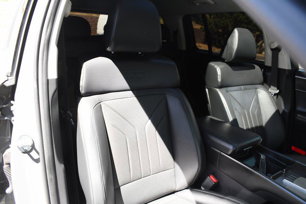 Used 2025 Hyundai Santa Fe XRT image 27