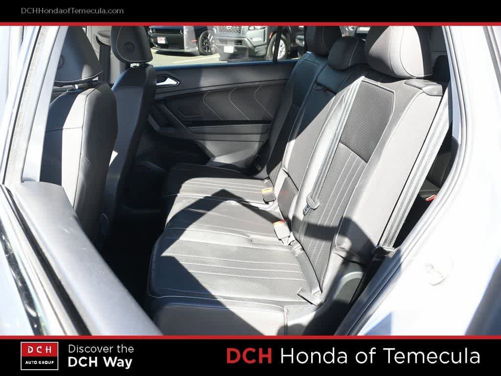 Used 2023 Volkswagen Tiguan SE FWD image 19