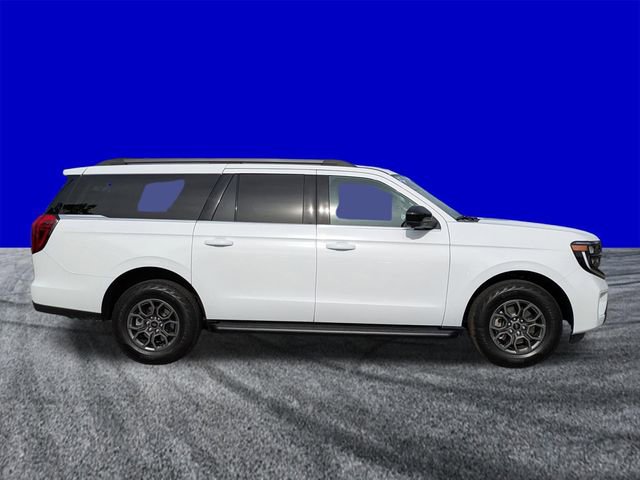 New 2025 Ford Expedition Max Active RWD image 3