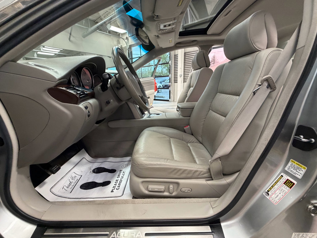 Used 2007 Acura RL w/ Technology Package AWD/4WD image 59