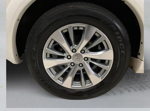 Used 2016 INFINITI QX80 4WD w/ Driver's Assistance Package image 15