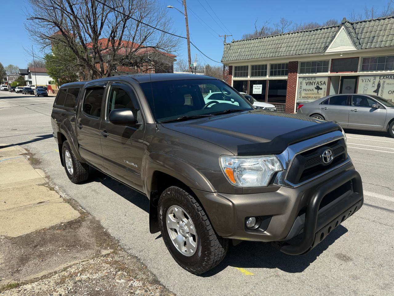 Used 2012 Toyota Tacoma 4x4 Double Cab w/ SR5 Pkg image 7