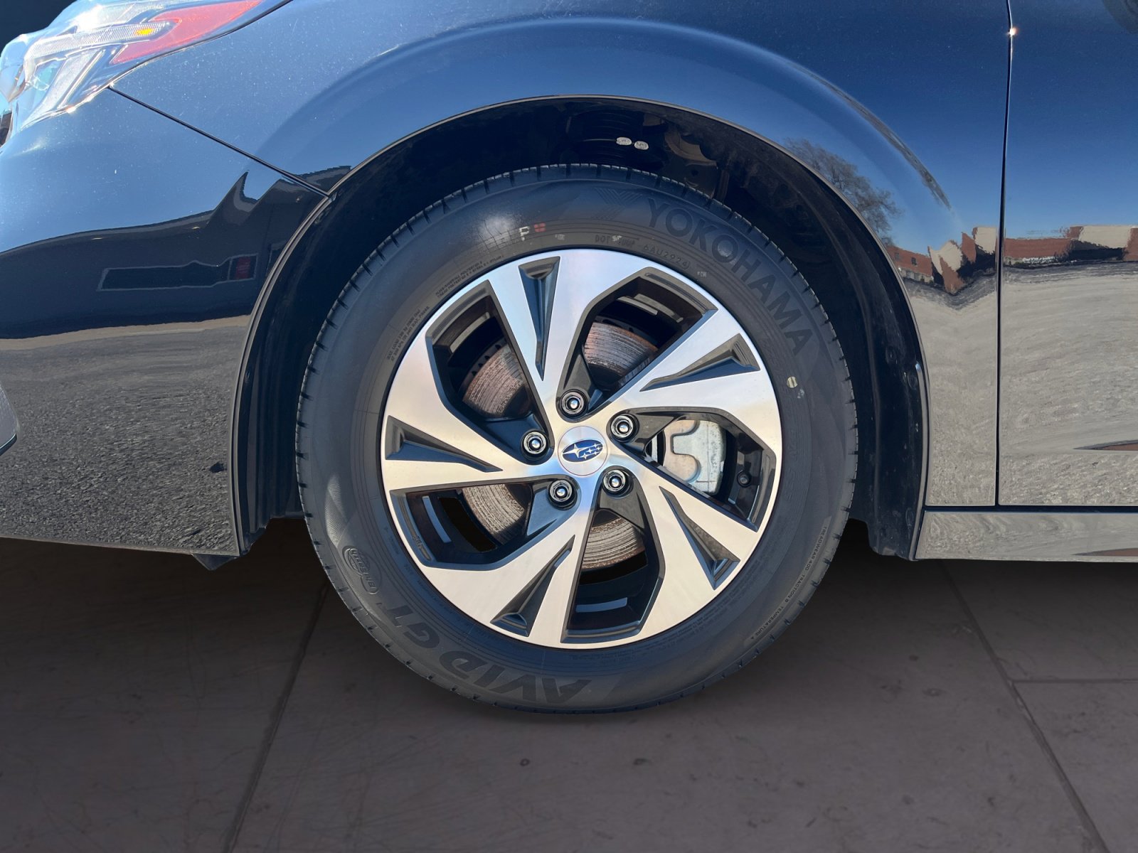 Certified 2025 Subaru Legacy Premium w/ Popular Package #1A AWD/4WD image 17