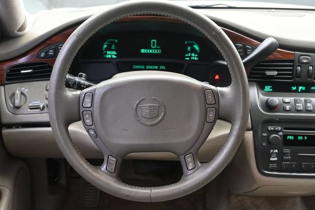 Used 2004 Cadillac De Ville w/ Equipment Group FWD image 22