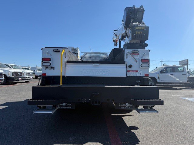 New 2026 Ford F550 4x4 SuperCab Super Duty image 7