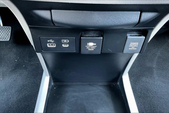Used 2025 Honda Odyssey Touring image 18