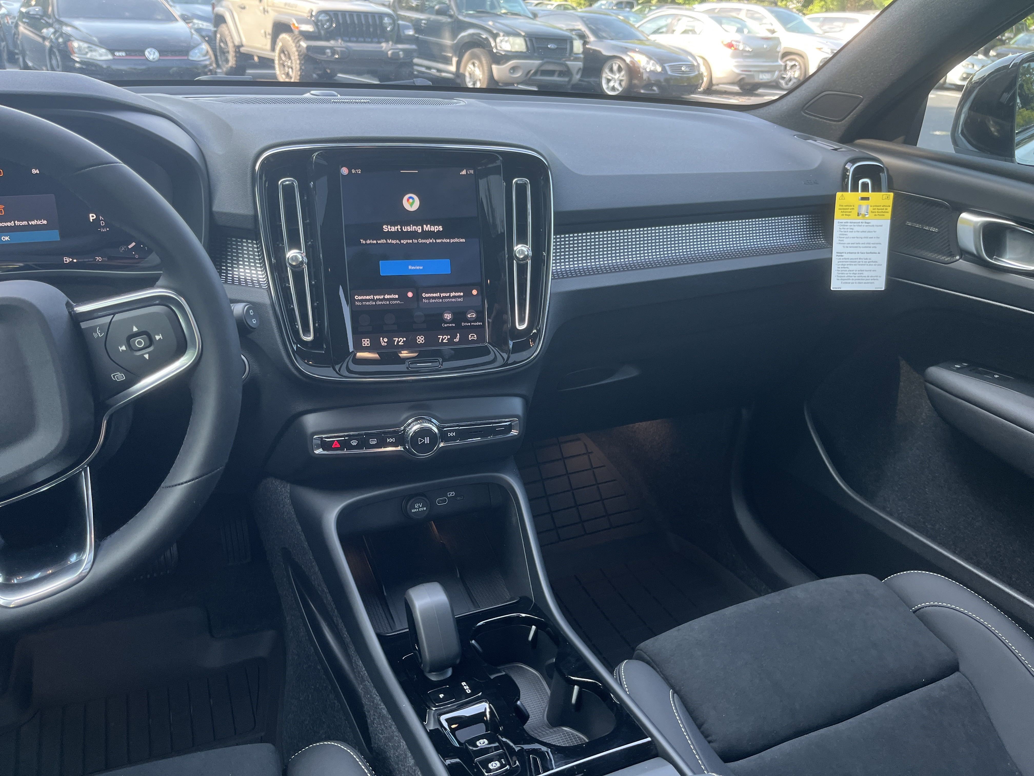 Used 2026 Volvo XC40 B5 Ultra w/ Protection Package Premier image 17