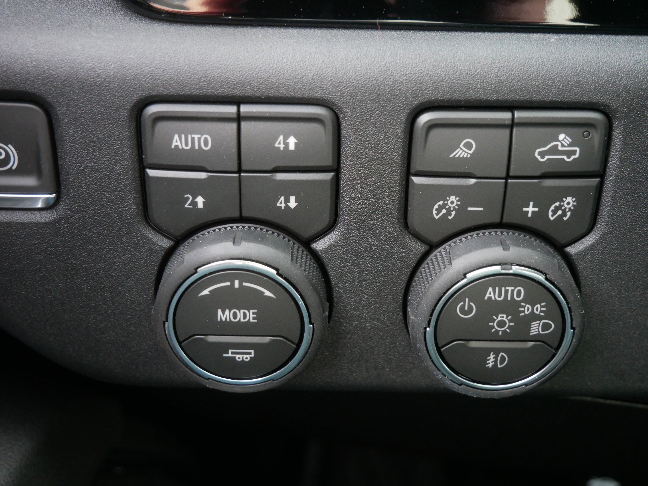 New 2026 Chevrolet Silverado 1500 RST w/ RST All Star Premium Package AWD/4WD image 9