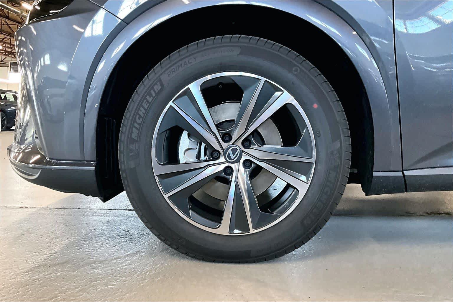 New 2026 Lexus RX 350 Premium w/ Accessory Package (2T) AWD/4WD image 12