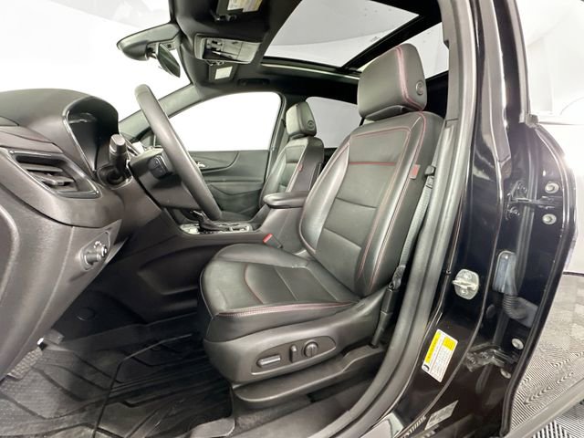 Used 2023 Chevrolet Equinox RS w/ RS Leather Package image 4