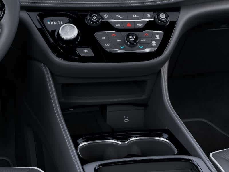 New 2027 Chrysler Pacifica Limited FWD image 24