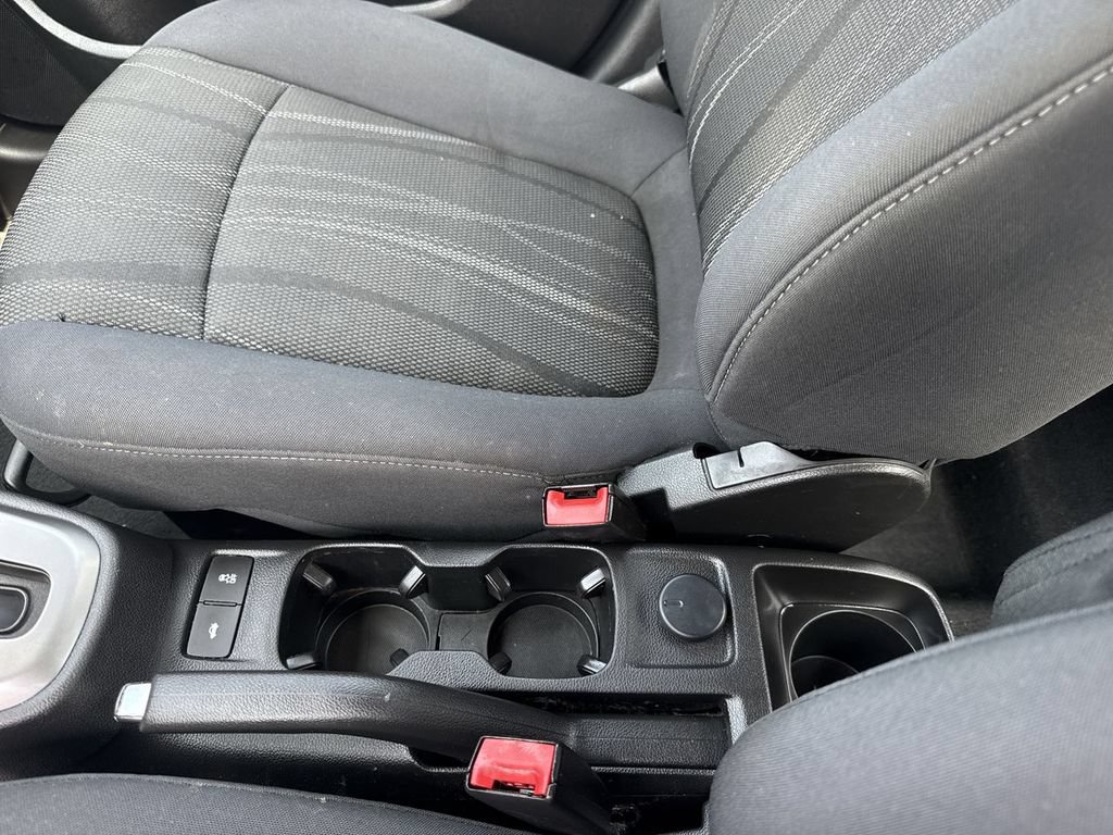 Used 2017 Chevrolet Sonic LT FWD image 17
