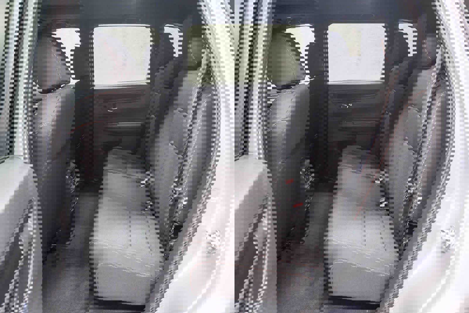 Used 2025 Honda CR-V Sport image 18