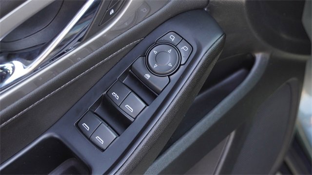 Used 2022 Chevrolet Traverse LT w/ LPO, Cargo Package image 22