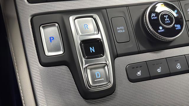 Used 2025 Hyundai Palisade Calligraphy image 19