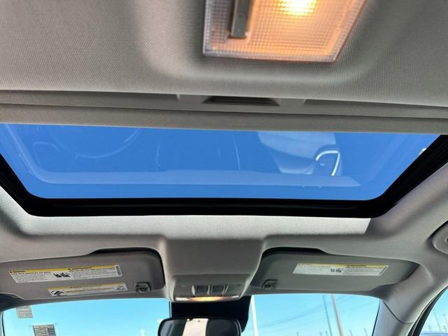 Used 2020 Chevrolet Trax Premier FWD image 11
