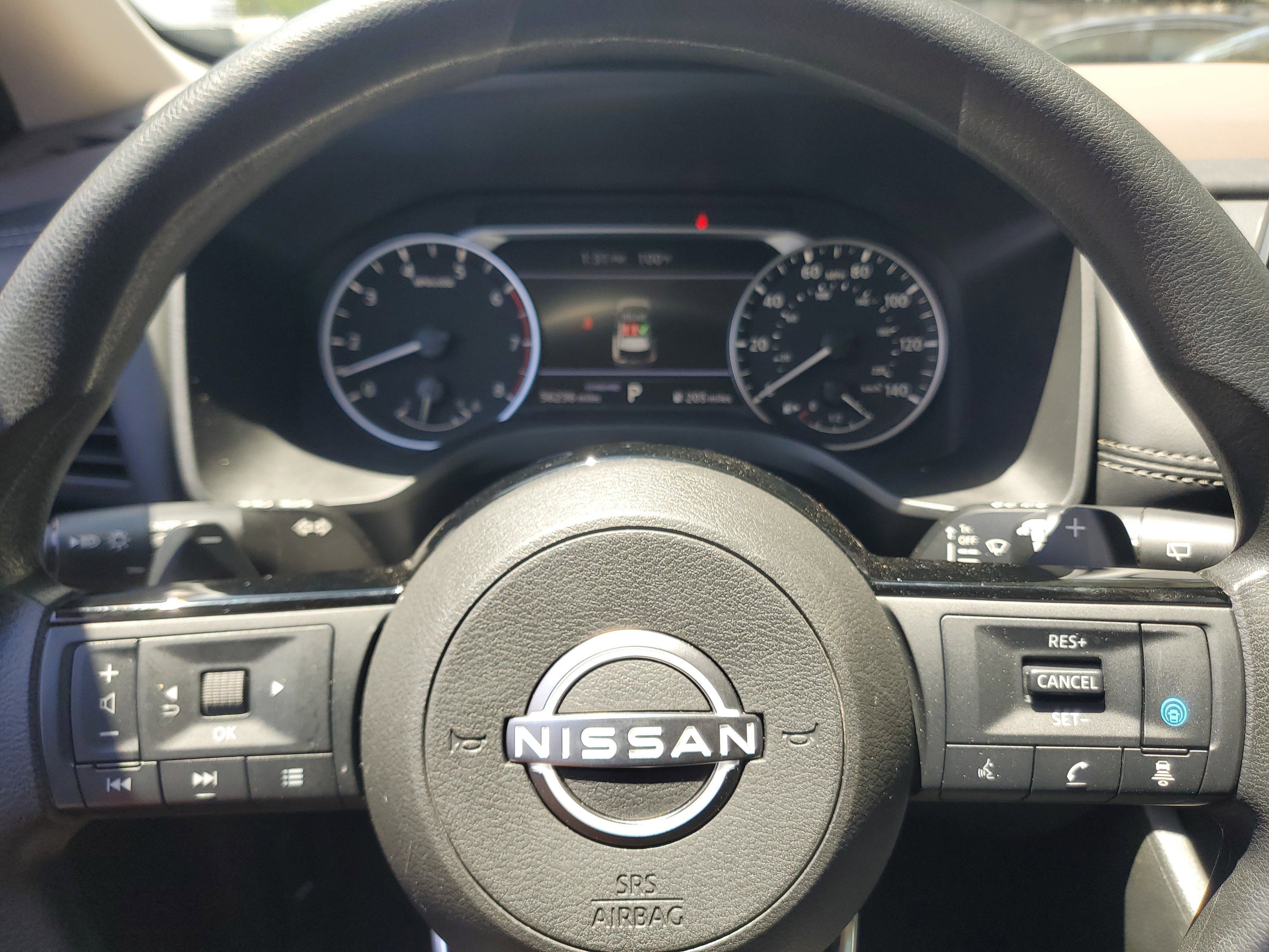 Used 2023 Nissan Rogue SV FWD image 17