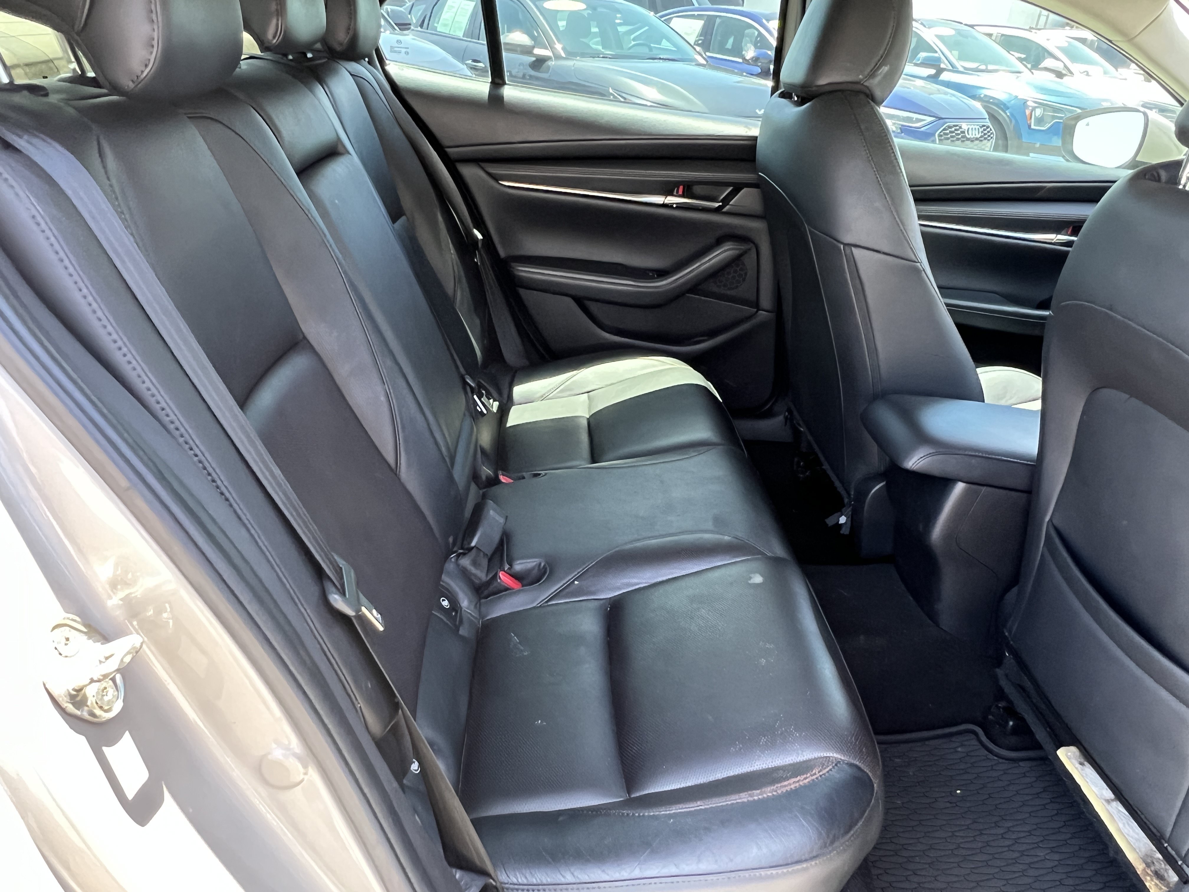 Used 2022 MAZDA MAZDA3 s FWD image 19