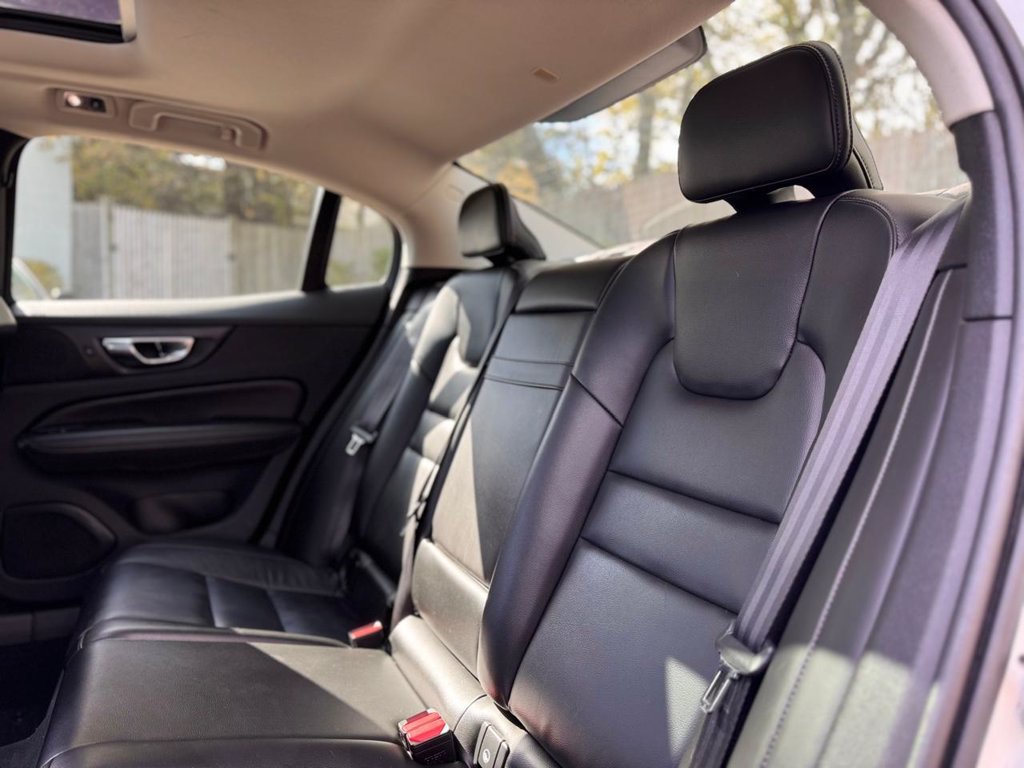 Used 2019 Volvo S60 T6 Momentum w/ Premium Package AWD/4WD image 22