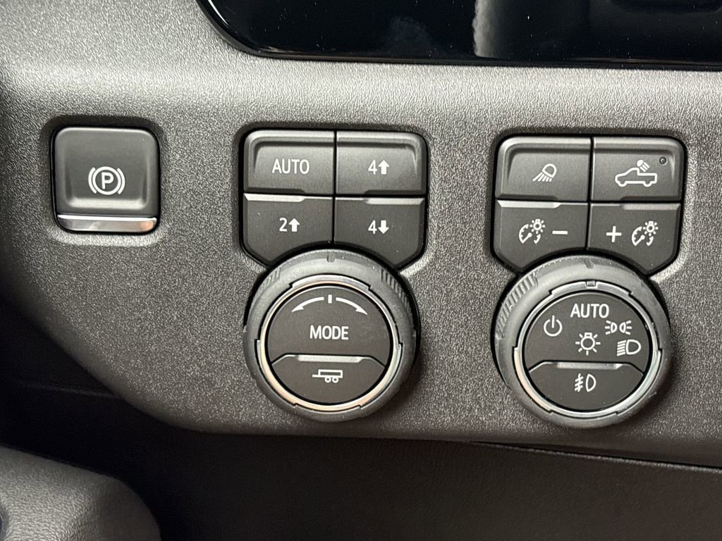 New 2026 Chevrolet Silverado 3500 High Country image 37