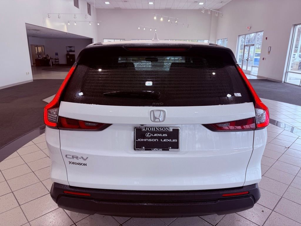 Used 2025 Honda CR-V LX image 10