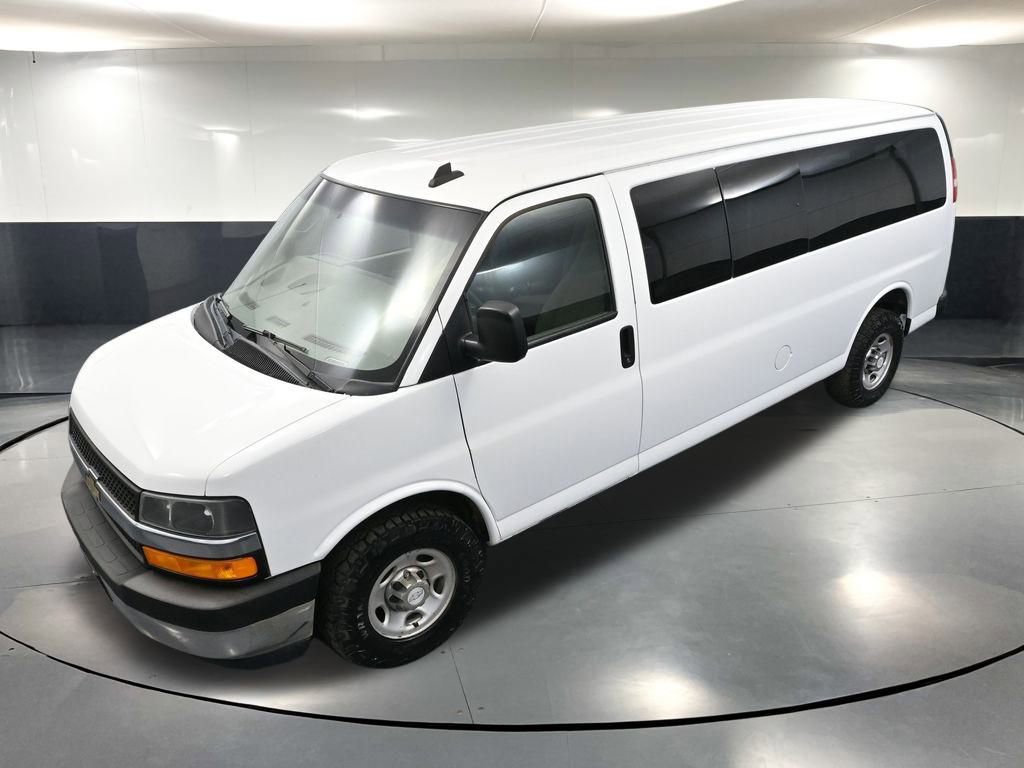 Used 2017 Chevrolet Express 3500 LT w/ LT Preferred Equipment Group image 53