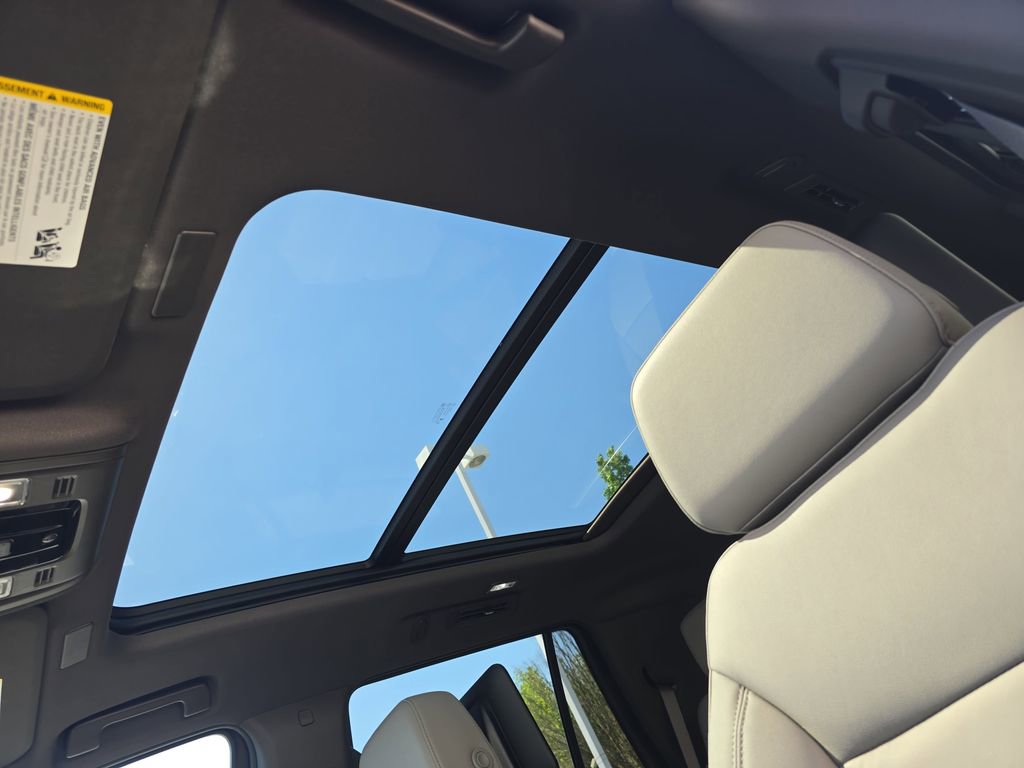 New 2026 Chevrolet Tahoe Z71 w/ Z71 Off-Road Package AWD/4WD image 30