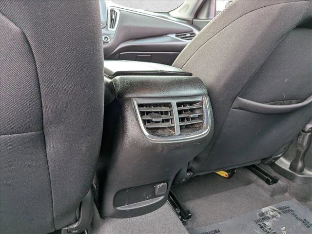 Used 2024 Chevrolet Malibu LT FWD image 24
