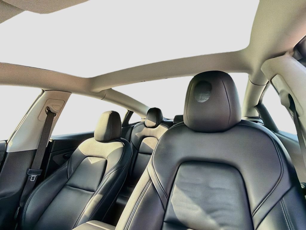 Used 2022 Tesla Model 3 Standard Range RWD image 17