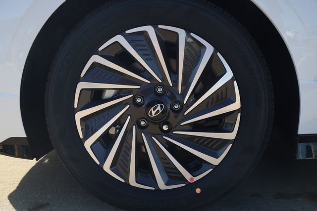 New 2026 Hyundai Sonata SEL FWD image 7