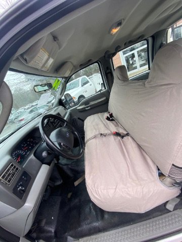 Used 2004 Ford F350 Lariat RWD image 10